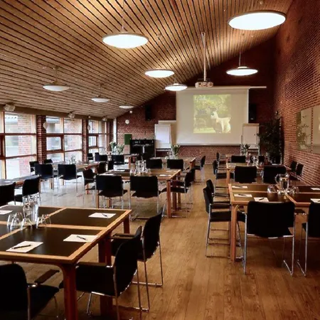 Hotel Bymose Hegn & Kursuscenter 3*