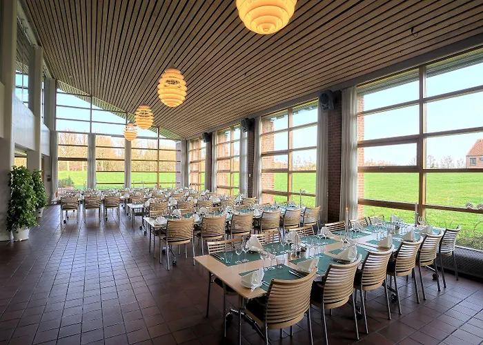 Bymose Hegn & Kursuscenter Otel 3*